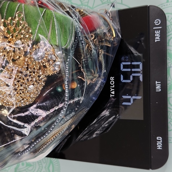 4lb Mystery Craft Broken Jewelry Loose Beads Lot PRICE FIRM - CANNOT BE BUNDLED - Picture 8 of 8